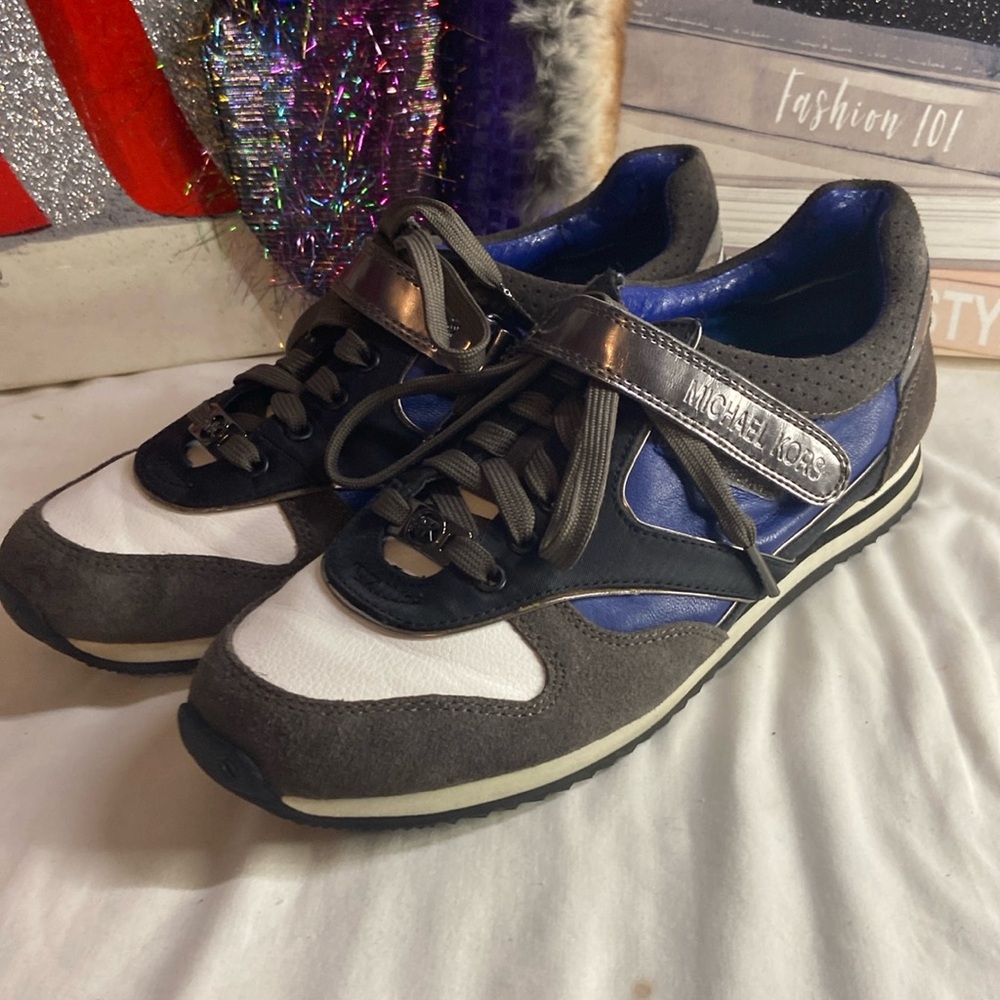 Michael Kors  Women’s  sneakers black white blue